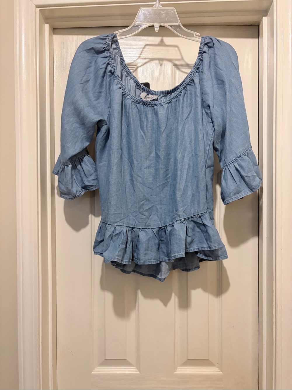 Buffalo David Bitton Light Blue Peasant Ruffle Top